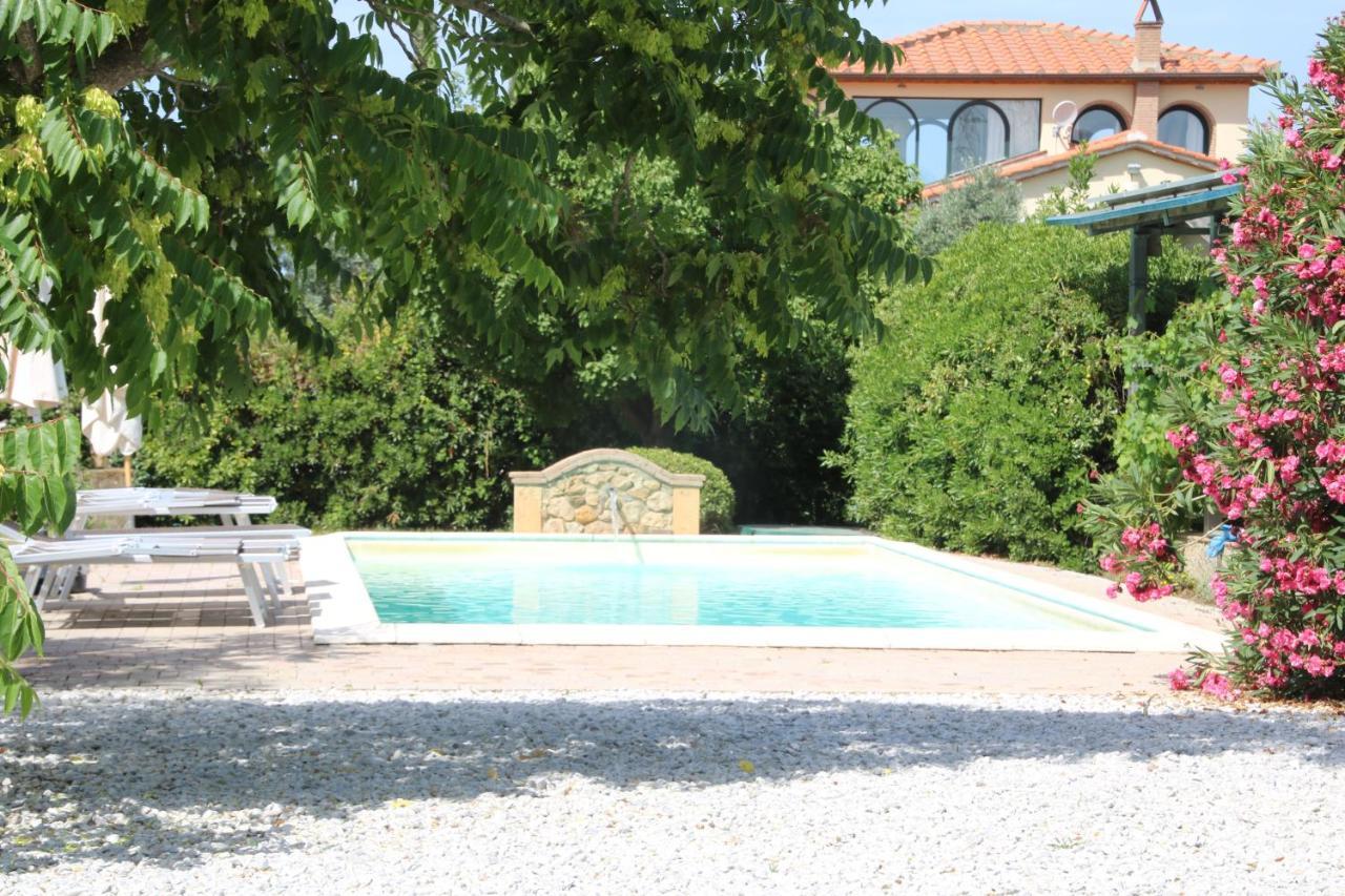 Podere Campo Alle Serpi 毕博纳 外观 照片